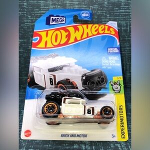 HOTWHEELS X MEGA BLOKS BRICK AND MOTOR EXPERIMOTORS 1/5 25/250